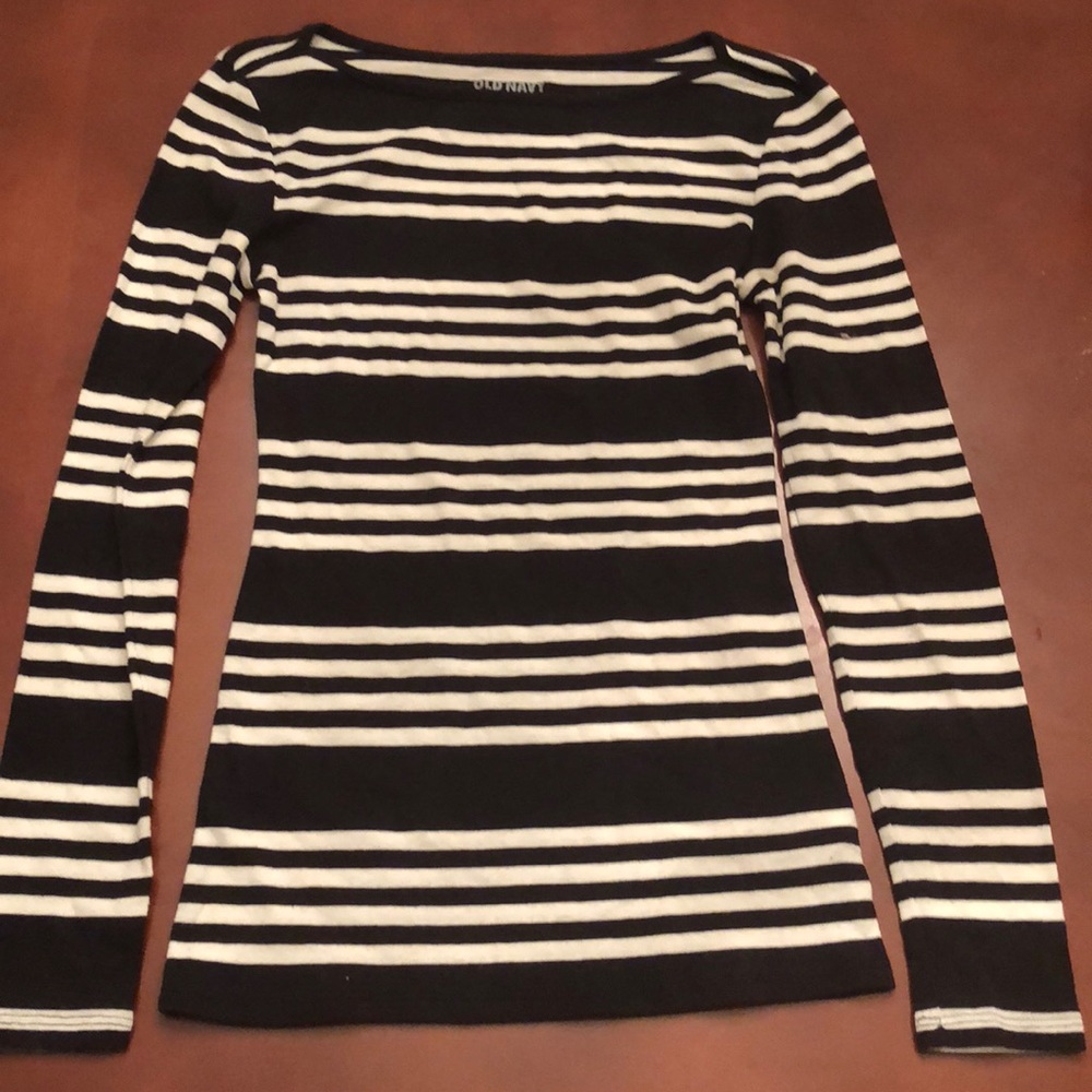 Old Navy XS stretch extra soft long sleeve top b/w